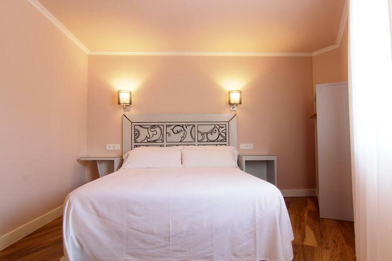 Hostal Los Casta�uelos
