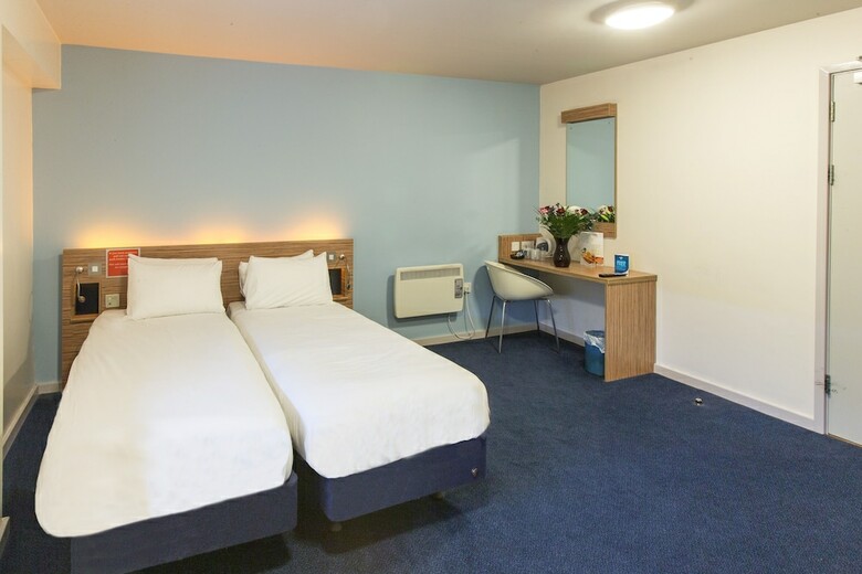 Hotel Redwings Lodge Wolverhampton