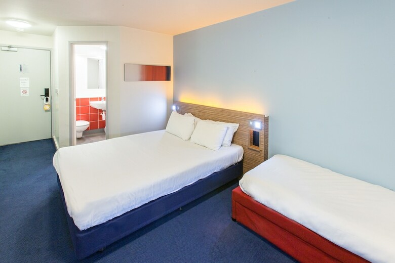 Hotel Redwings Lodge Wolverhampton