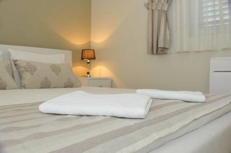 M-club Hotel