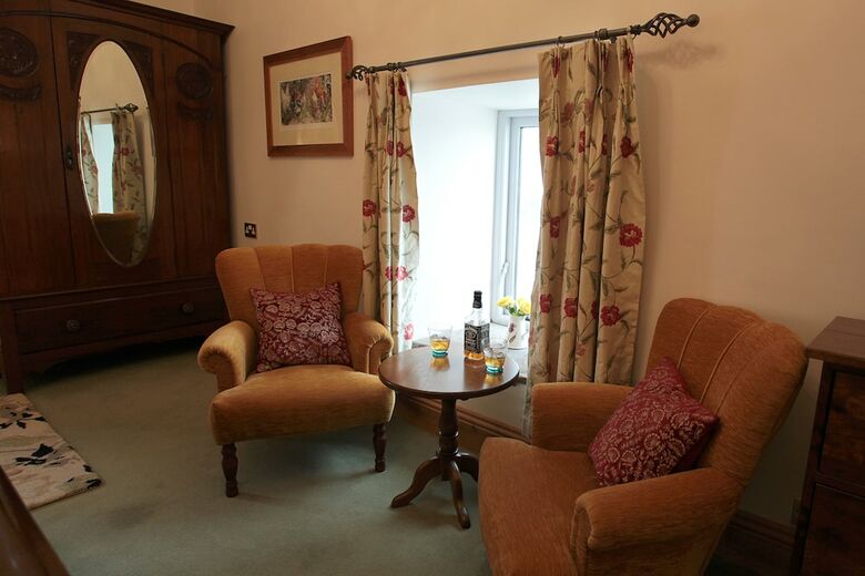 Hotel Stoop Farm Bed & Breakfast
