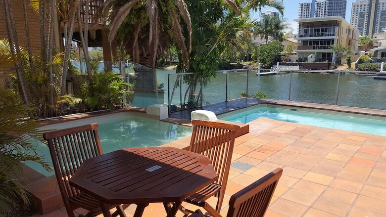 Apartamentos Emerald Surfers