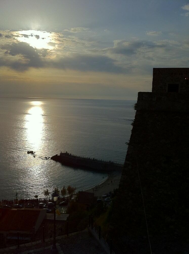 Murat Guesthouse