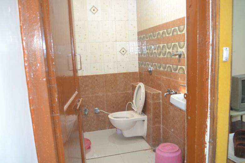 Hotel Satpura Safari