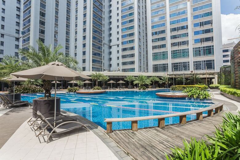 Aparthotel The Alpha Suites