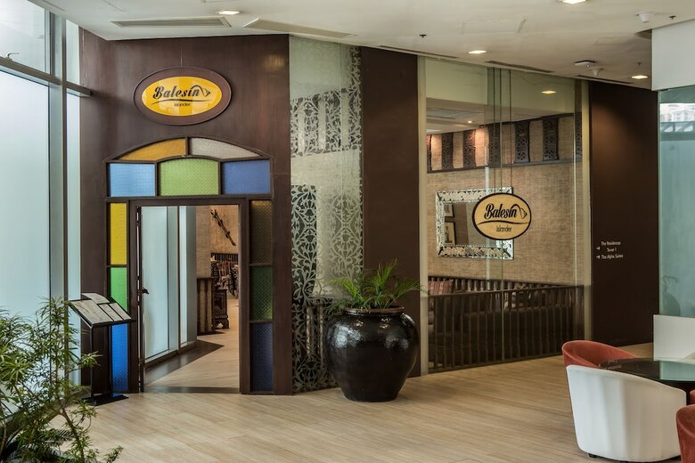 Aparthotel The Alpha Suites