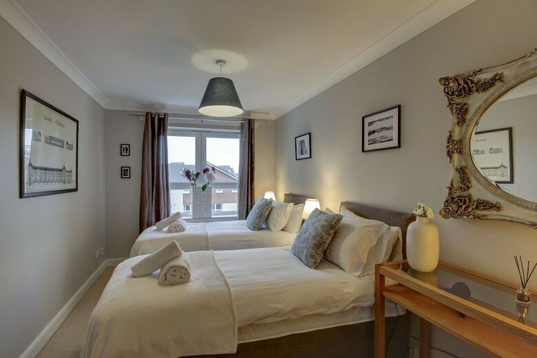 Carrick Retreat - Donnini Apartments