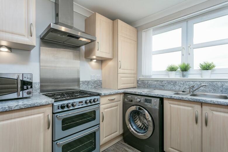 Elms Way - Donnini Apartments