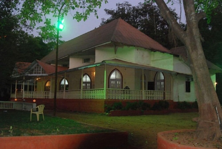 Hotel Ashok