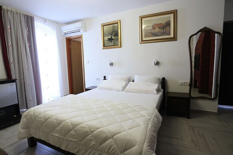 Hotel Golden Gate Rooms