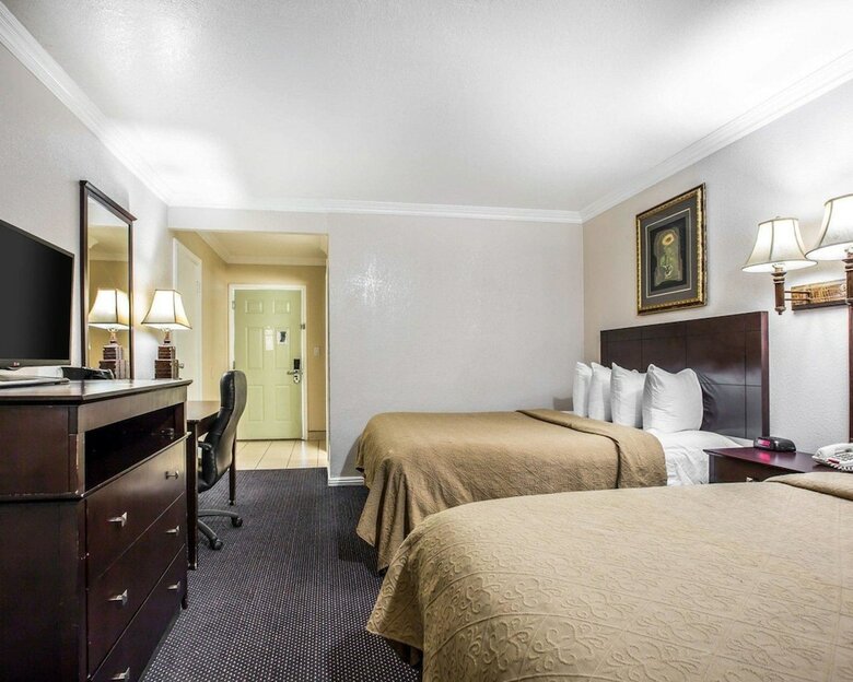 Motel Quality Inn & Suites Thousand Oaks - Us101