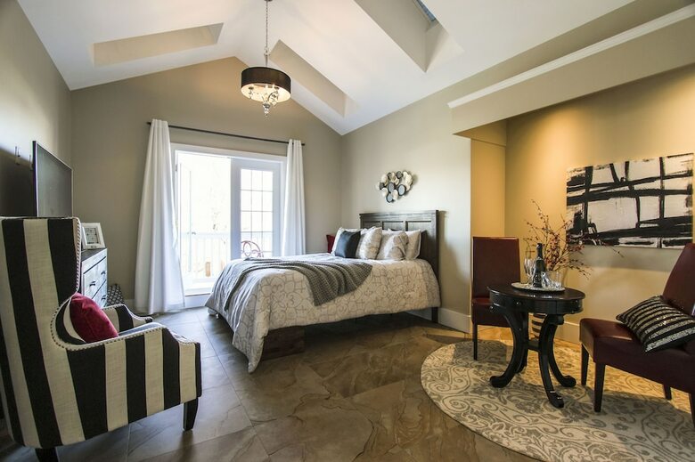 Kelowna Bed And Breakfast