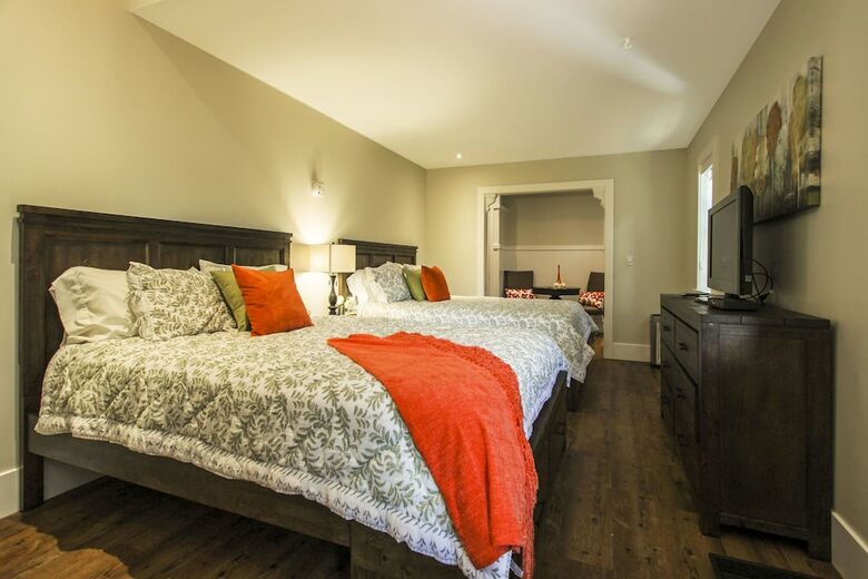 Kelowna Bed And Breakfast