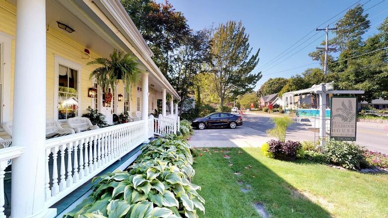 Bed & Breakfast Holbrook House