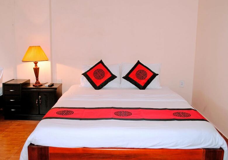 Hotel Golden Leaf Homestay