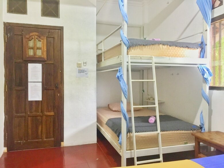 Bed & Breakfast Ostic House