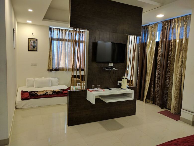Hotel Surya Mahal