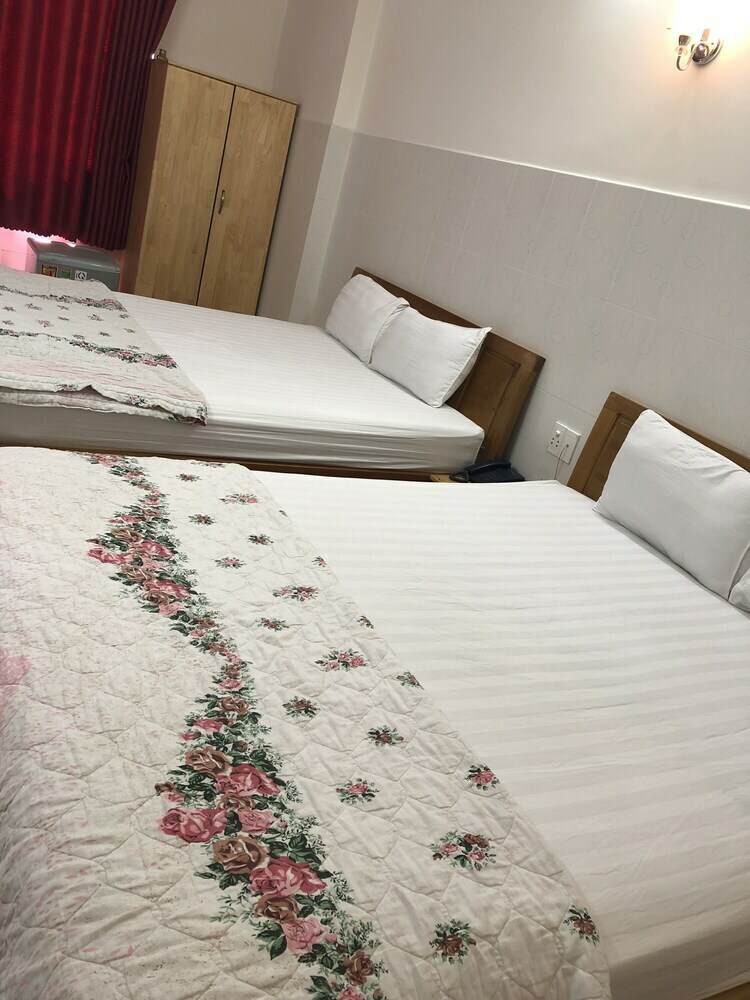 Saigon River Hotel