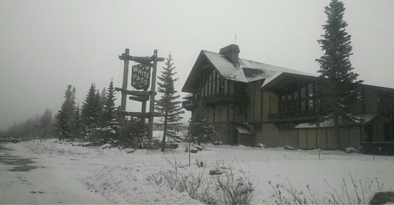 Cabana Packwood Ski & Vacation Getaway