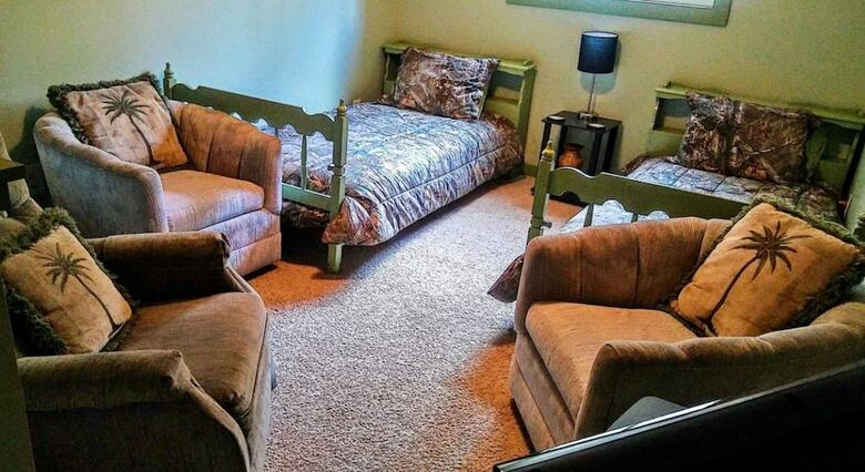 Cabana Packwood Ski & Vacation Getaway