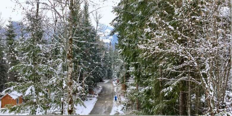 Cabana Packwood Ski & Vacation Getaway