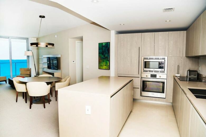 Aparthotel Hide Beach Residences By Suite Vacays