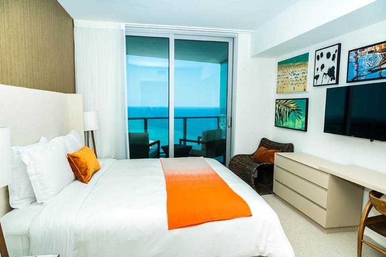 Aparthotel Hide Beach Residences By Suite Vacays