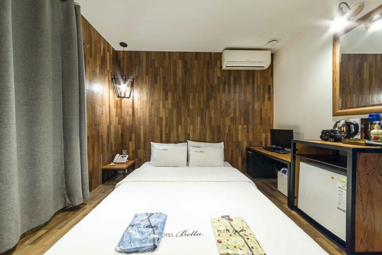 Hotel Bella