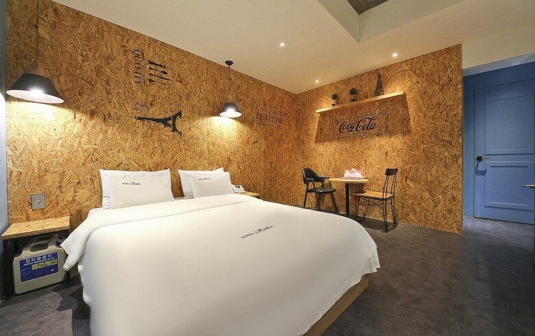 Hotel Bella