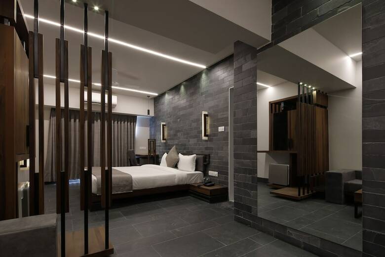 Hotel Carrefour
