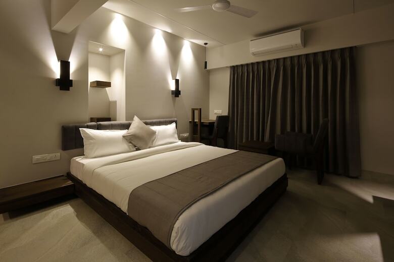 Hotel Carrefour