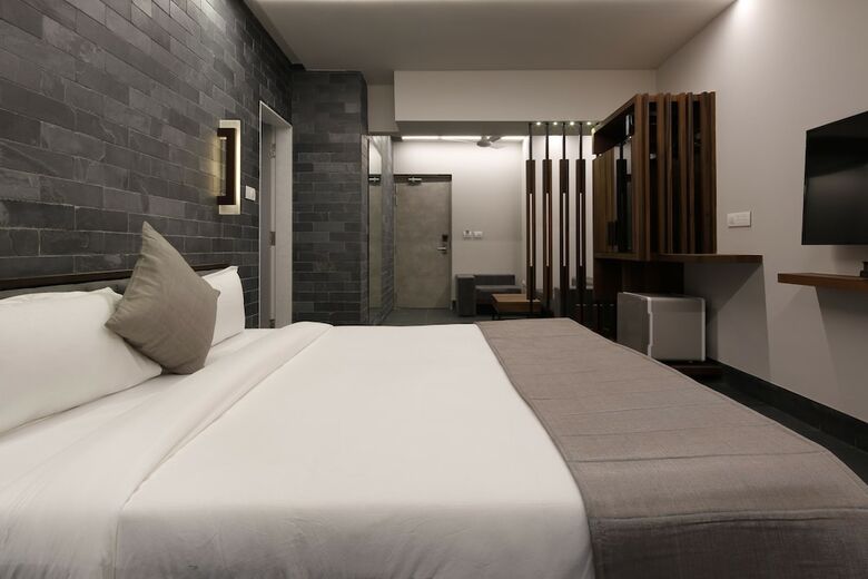 Hotel Carrefour