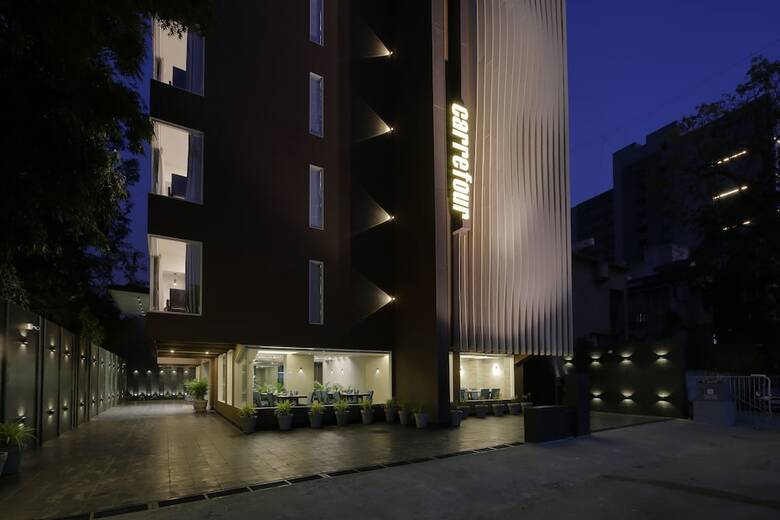 Hotel Carrefour