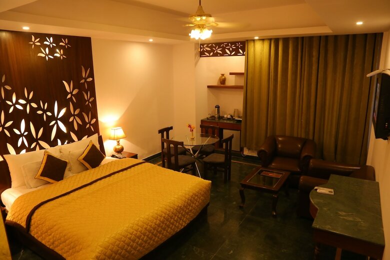 Hotel Magsons Resorts