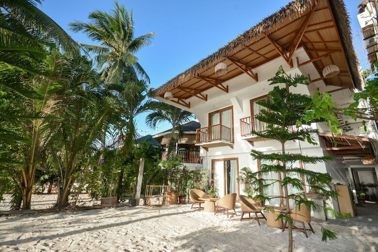 Hotel La Banca House Boracay