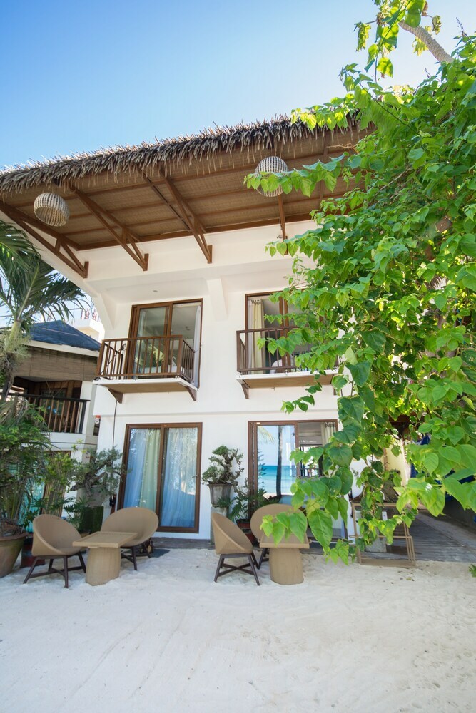 Hotel La Banca House Boracay