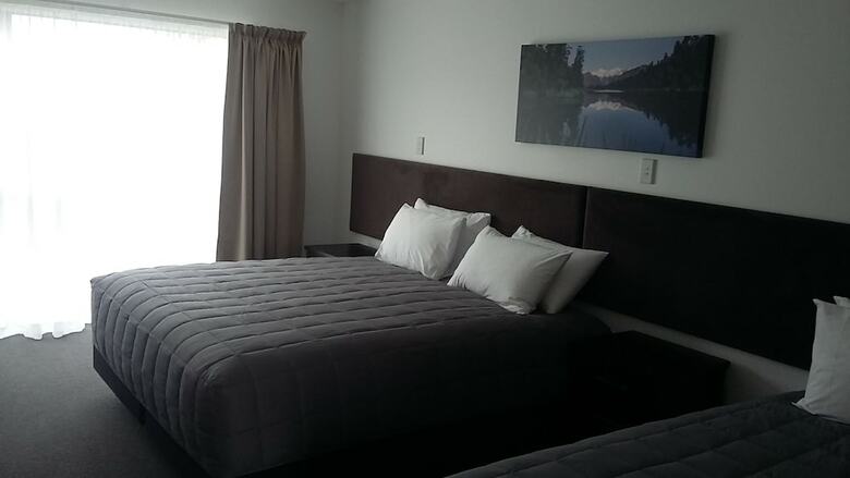 Hotel Stopforths Premium Accommodation