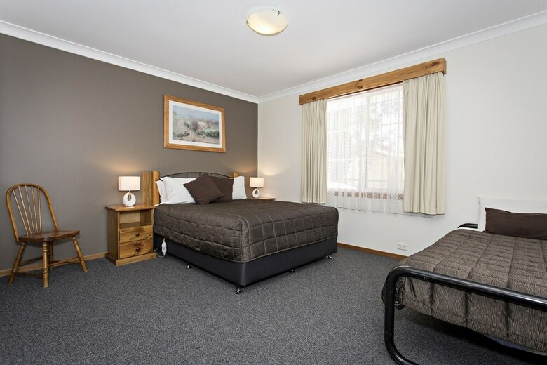 Colonial Motel And Serviced Apartments