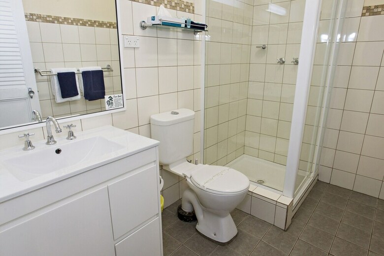 Colonial Motel And Serviced Apartments