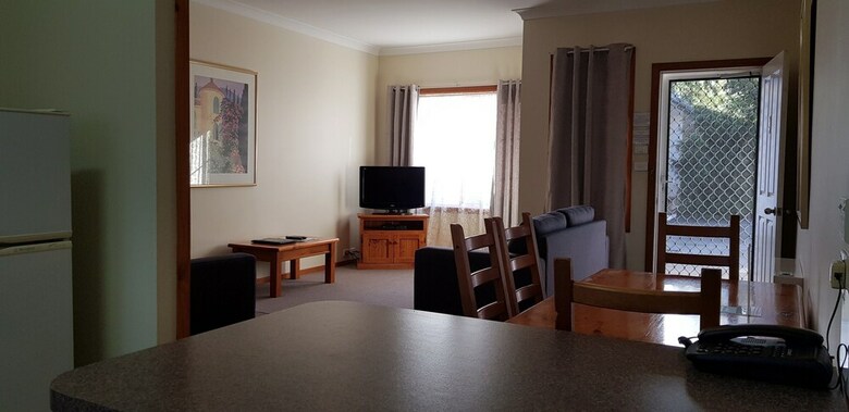 Colonial Motel And Serviced Apartments