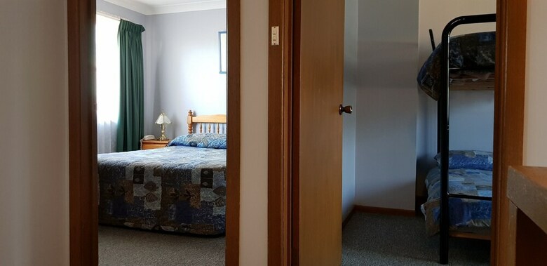 Colonial Motel And Serviced Apartments