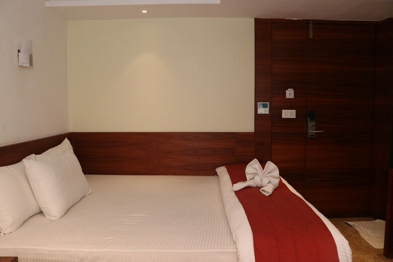 Kings Crown Hotel- Saltlake
