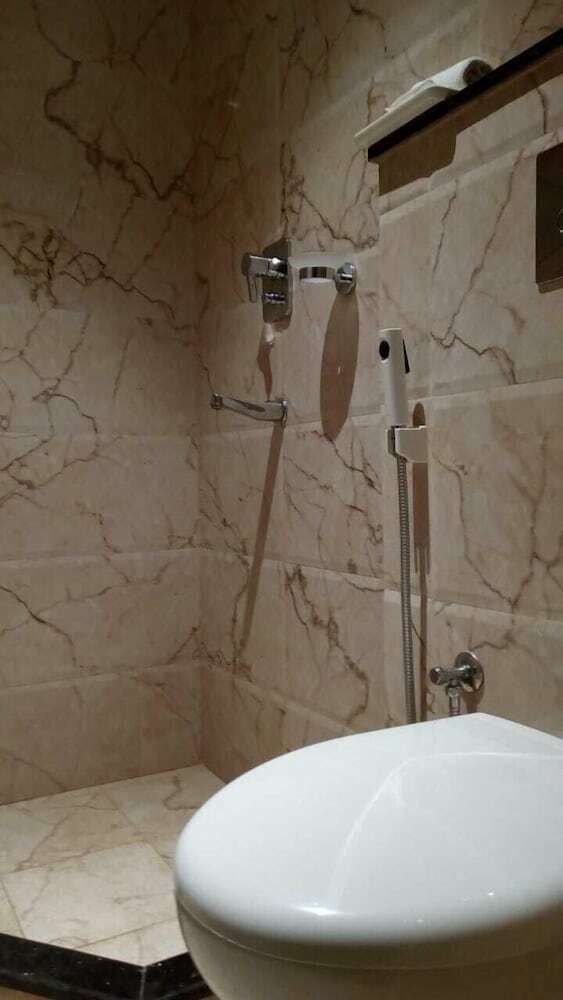 Kings Crown Hotel- Saltlake