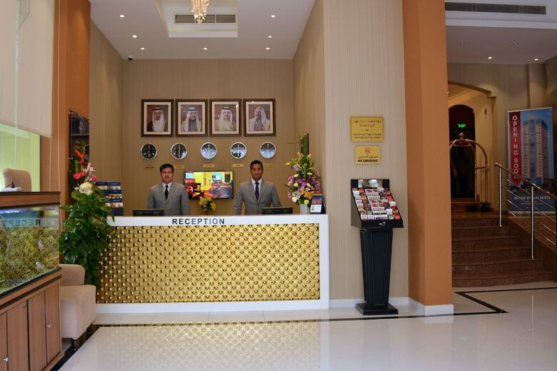 Aparthotel President Suites