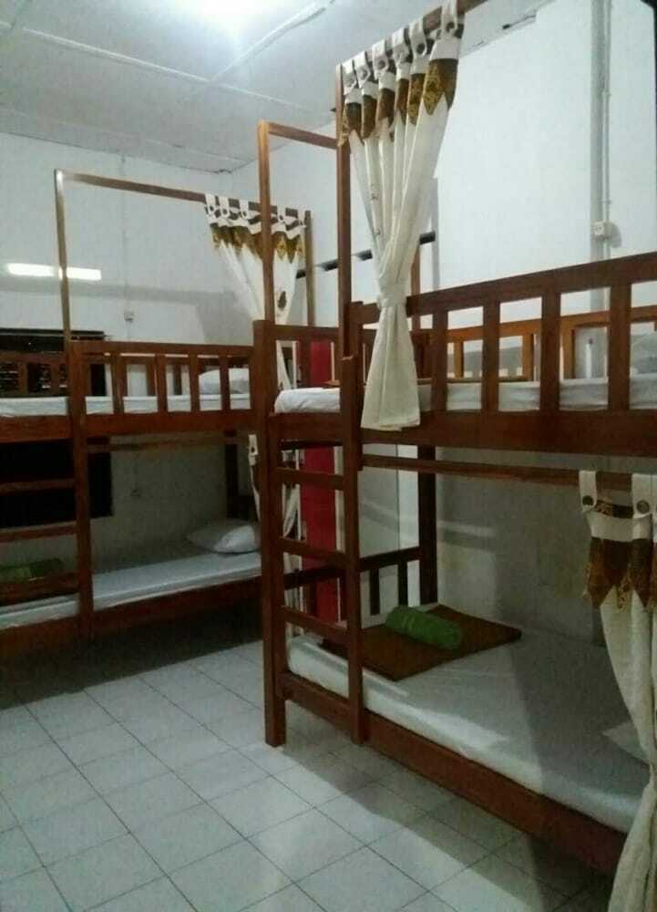 Bed & Breakfast Ndalem Diajeng Homestay