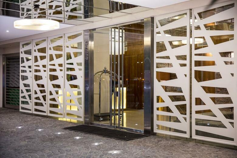 Hotel Howard Johnson Plaza By Wyndham Buenos Aires