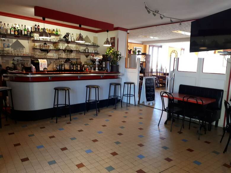 Hotel Caf� De La Place