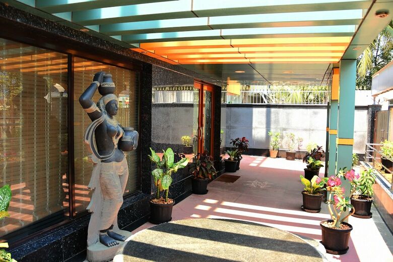 Hotel Holiday Stay