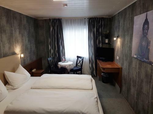 Hostal Hotel Schnecken-schr�der