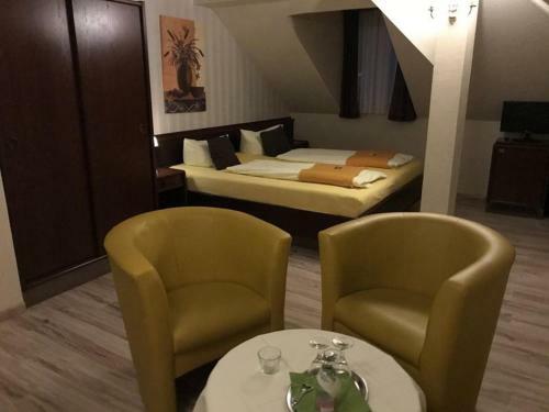 Hotel Sch�ne Aussicht